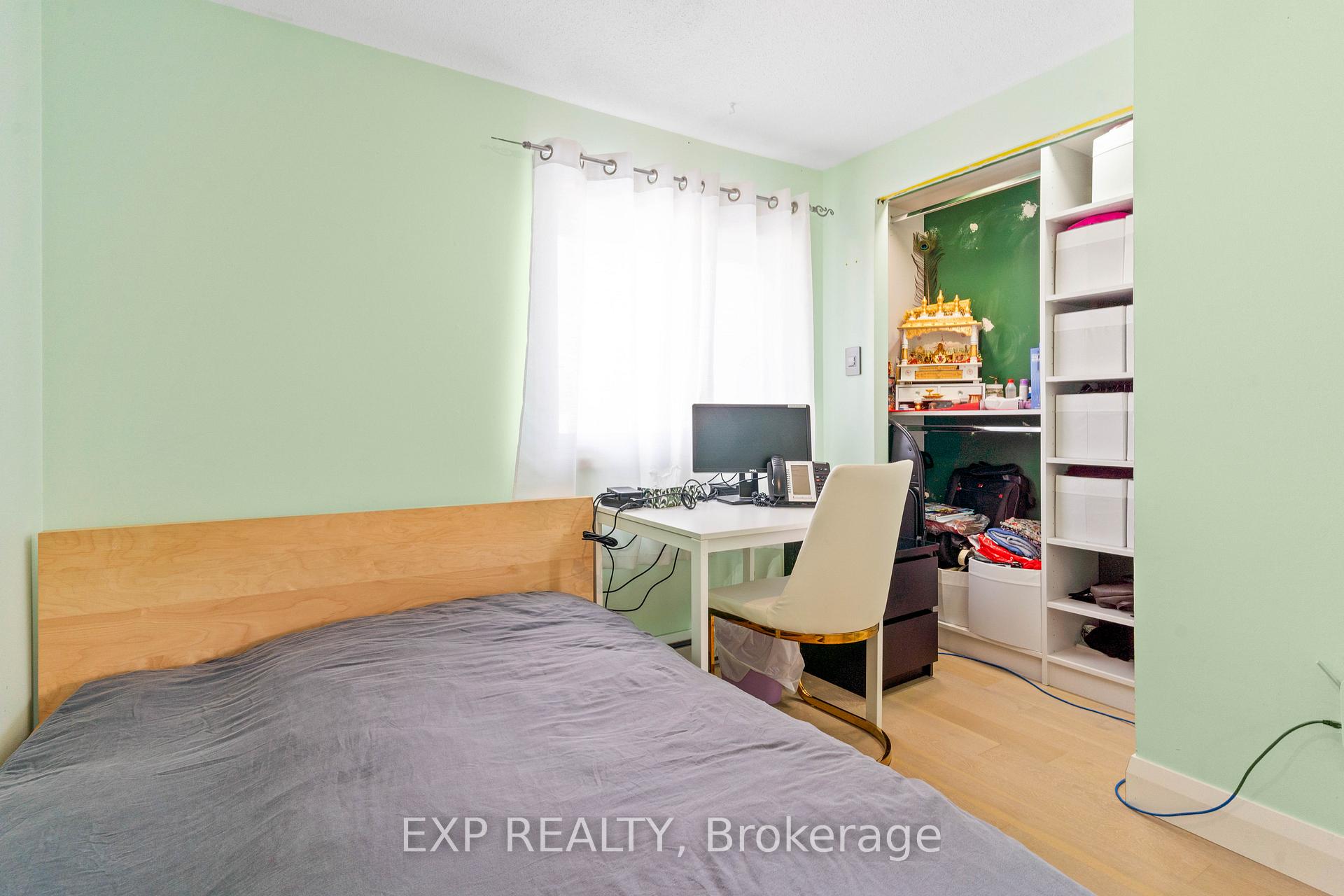 Photo 18 of 21 Hamlet Court, Brampton, Central Park — HOMEH