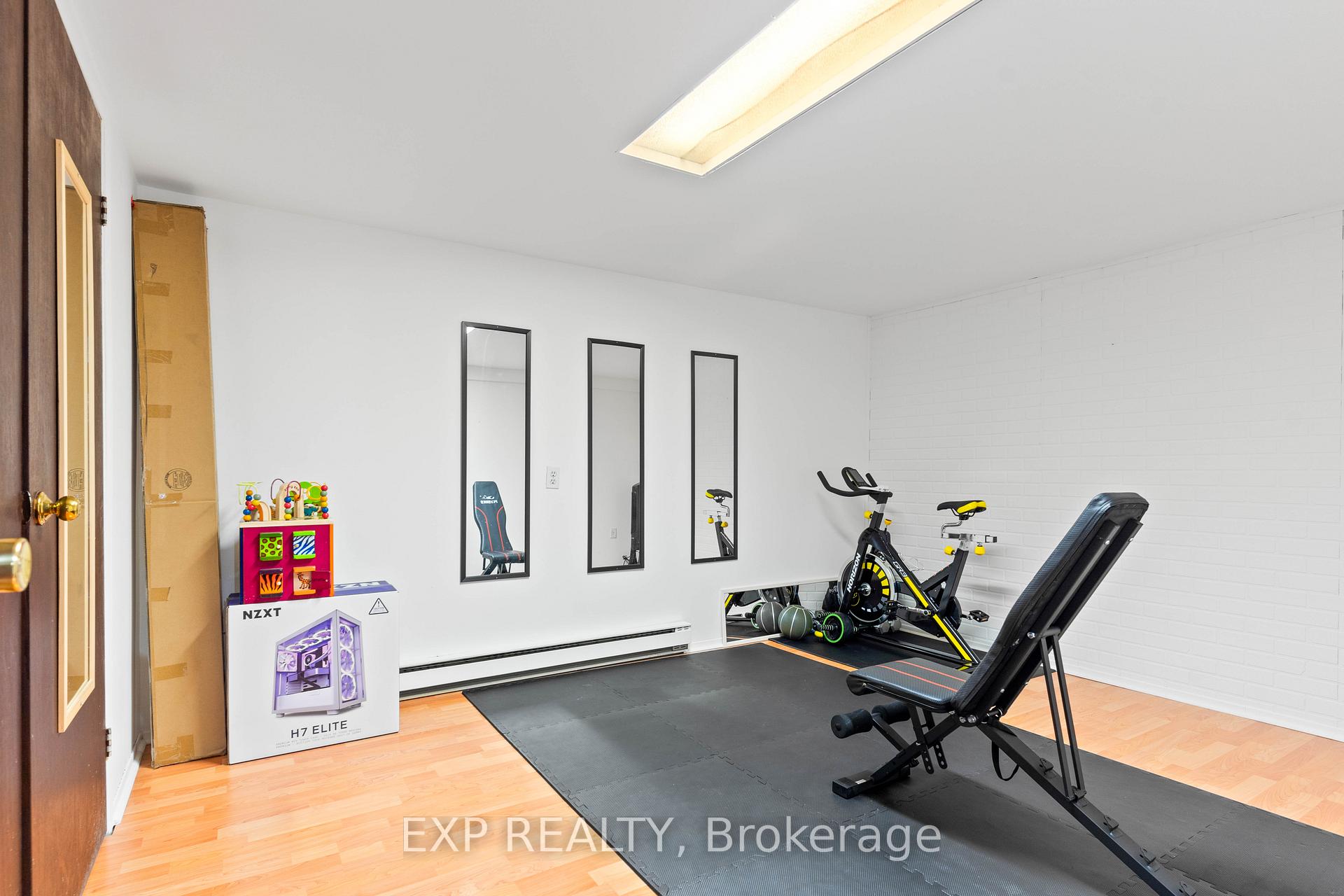 Photo 13 of 21 Hamlet Court, Brampton, Central Park — HOMEH