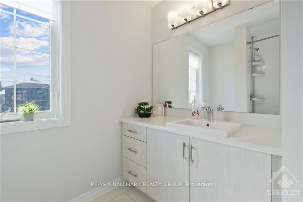 Photo 6 of 331 Finial Way, Ottawa, Barrhaven - Half Moon Bay — HOMEH