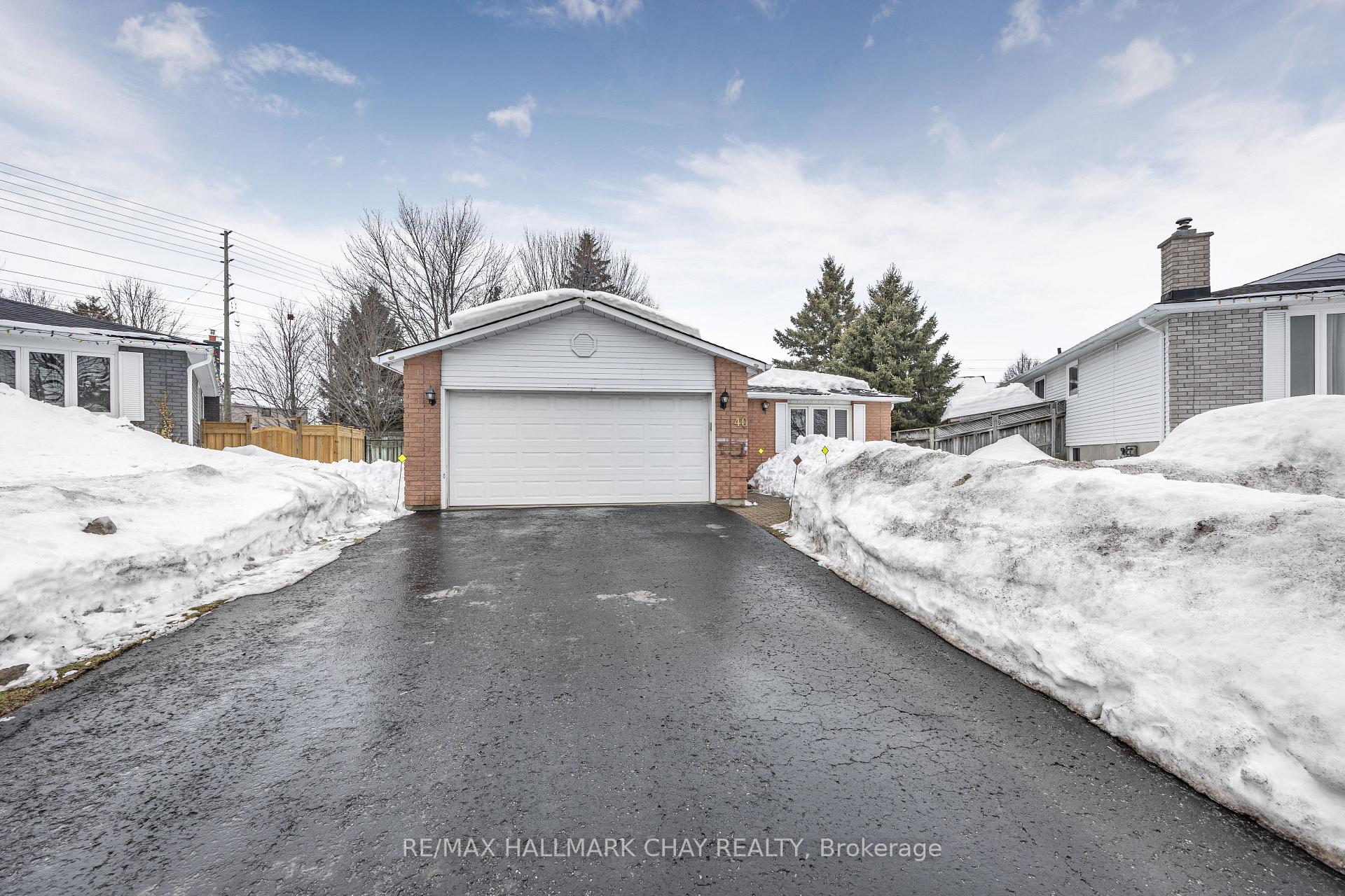 Photo 1 of 40 Sinclair Court, Barrie, Sunnidale — HOMEH