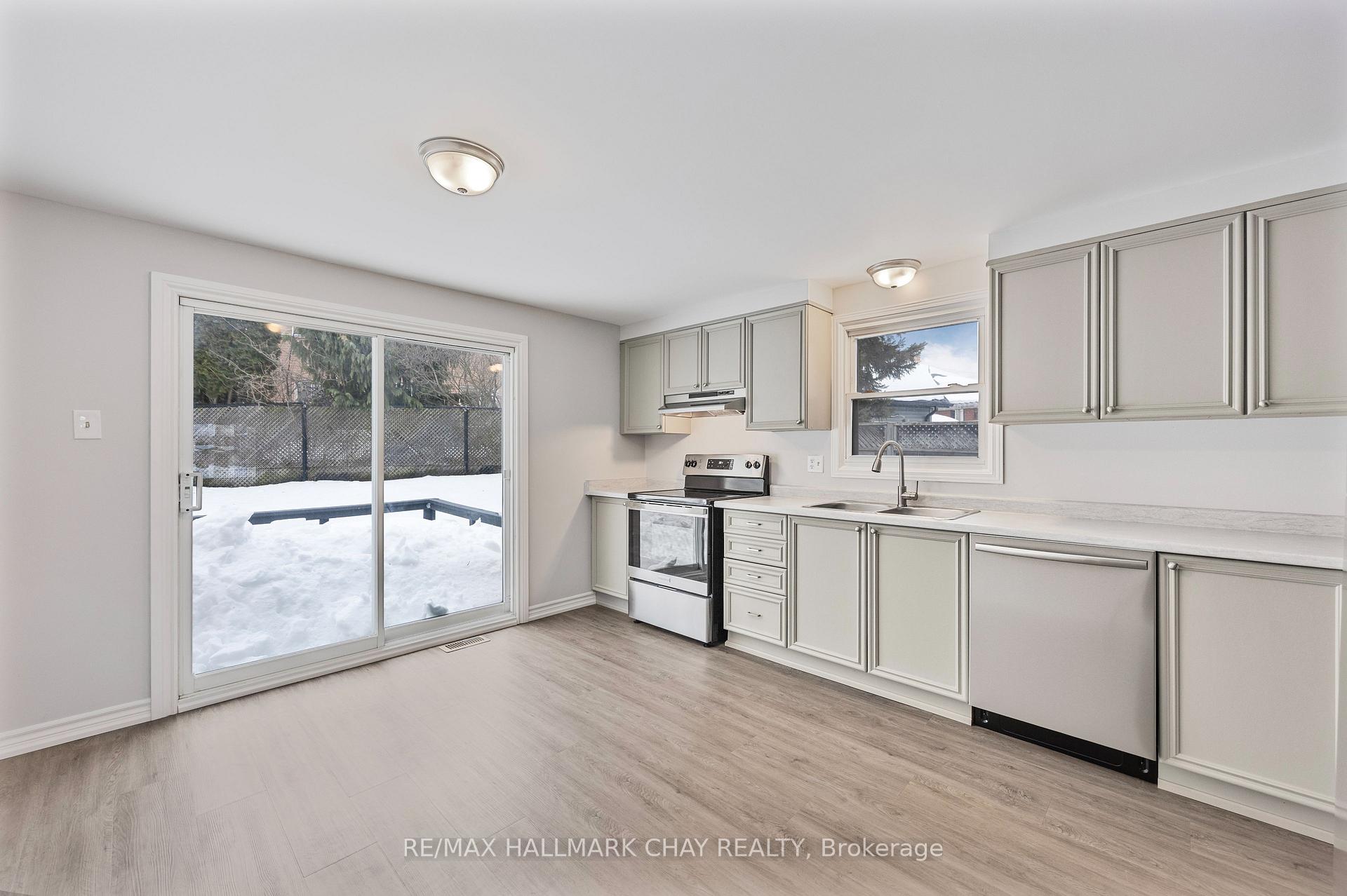 Photo 15 of 40 Sinclair Court, Barrie, Sunnidale — HOMEH