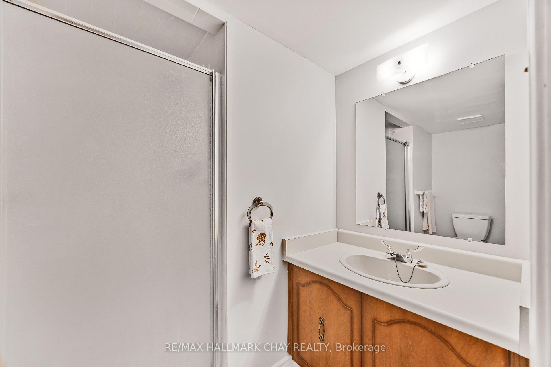 Photo 29 of 40 Sinclair Court, Barrie, Sunnidale — HOMEH