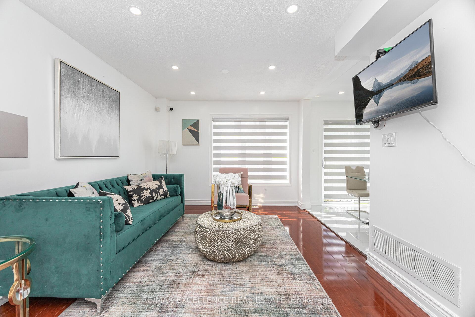 Photo 7 of 36 Coppermill Drive W, Brampton, Northwest Sandalwood Parkway — HOMEH