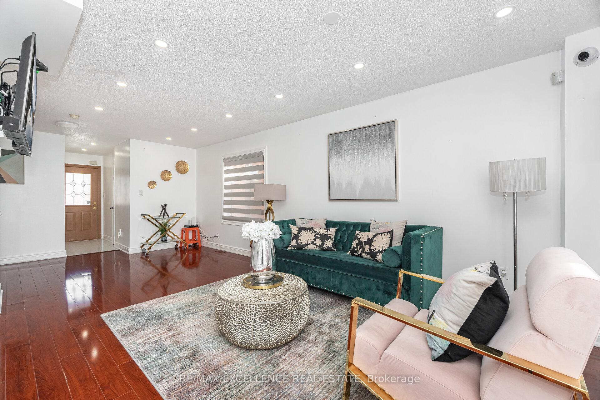 Photo 8 of 36 Coppermill Drive W, Brampton, Northwest Sandalwood Parkway — HOMEH