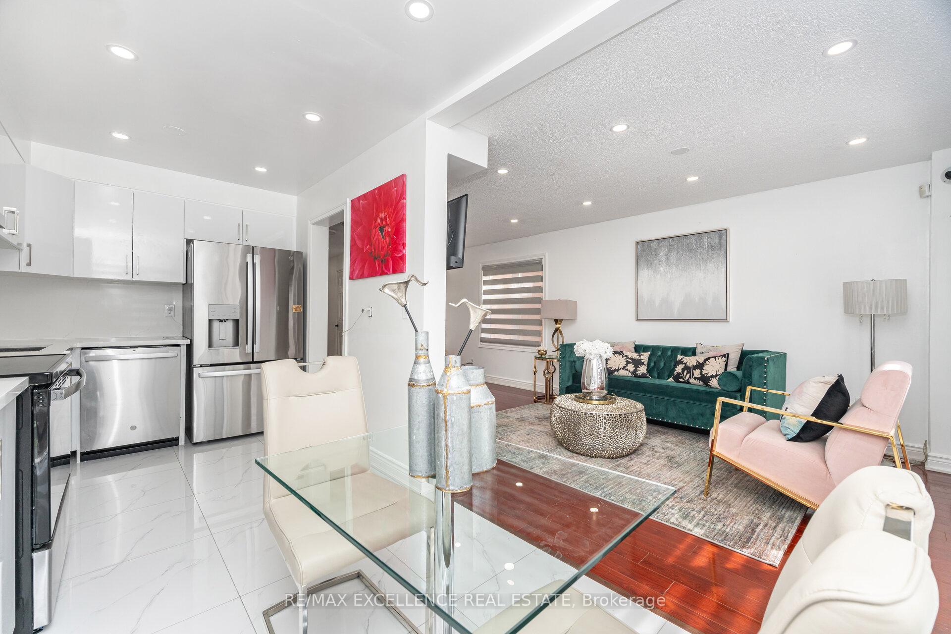 Photo 14 of 36 Coppermill Drive W, Brampton, Northwest Sandalwood Parkway — HOMEH