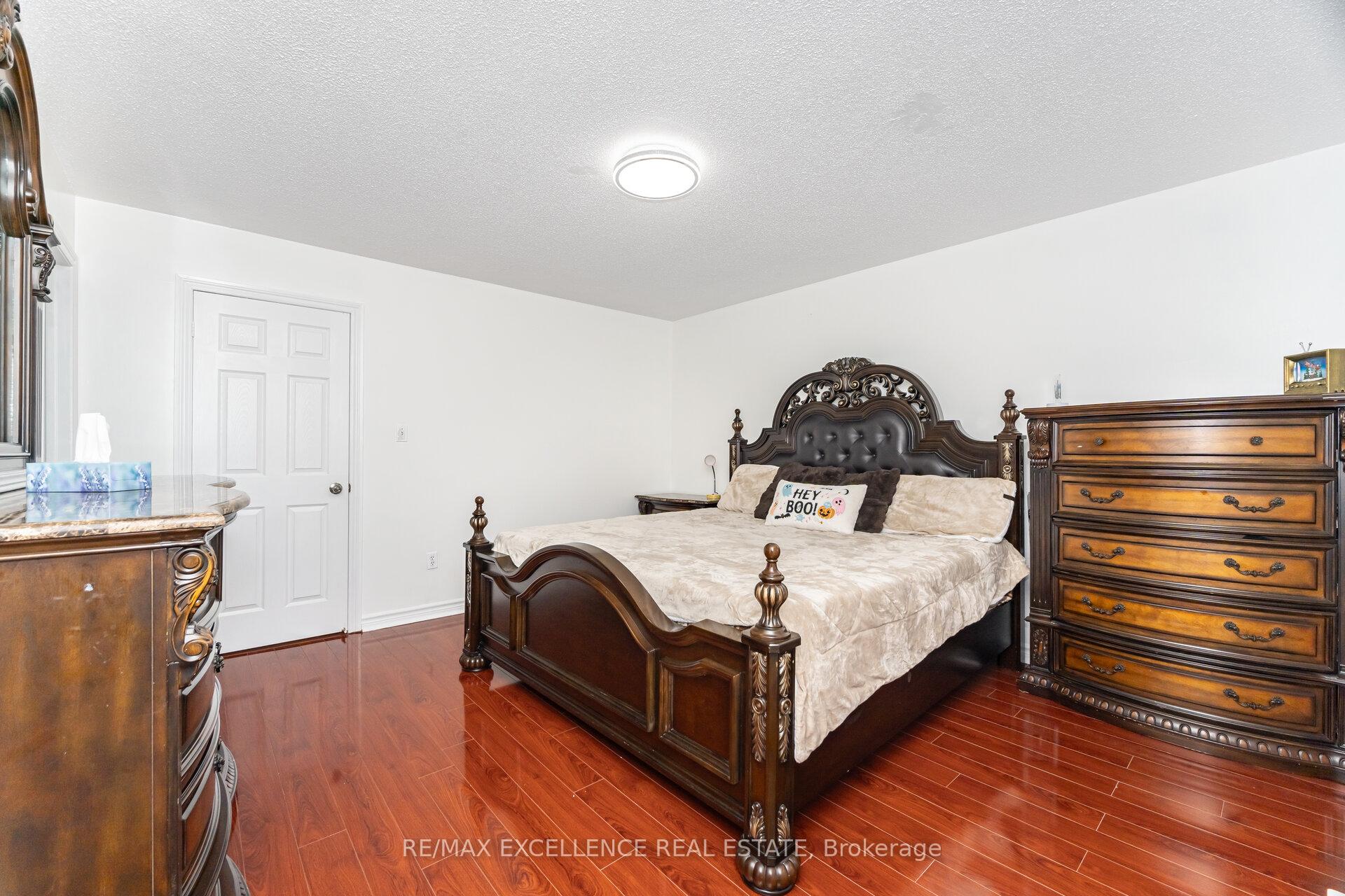 Photo 18 of 36 Coppermill Drive W, Brampton, Northwest Sandalwood Parkway — HOMEH