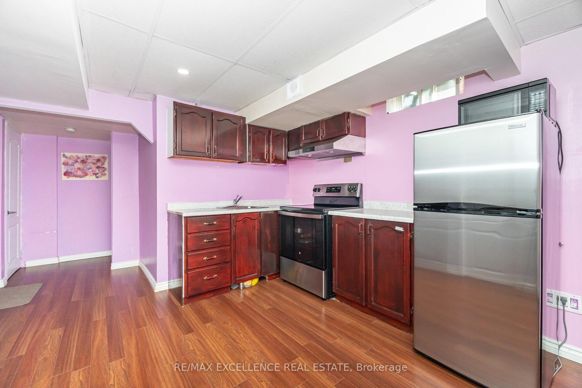 Photo 25 of 36 Coppermill Drive W, Brampton, Northwest Sandalwood Parkway — HOMEH