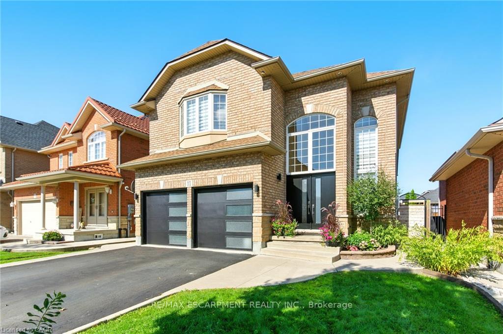 Front of 11 Silverspring Crescent