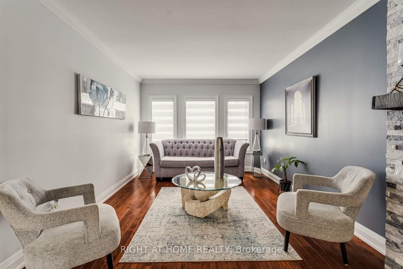 Photo 5 of 15 Horsfield Drive, Barrie, Northwest — HOMEH