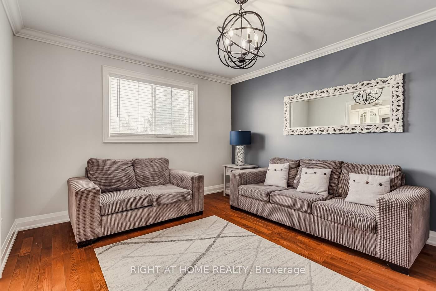 Photo 18 of 15 Horsfield Drive, Barrie, Northwest — HOMEH