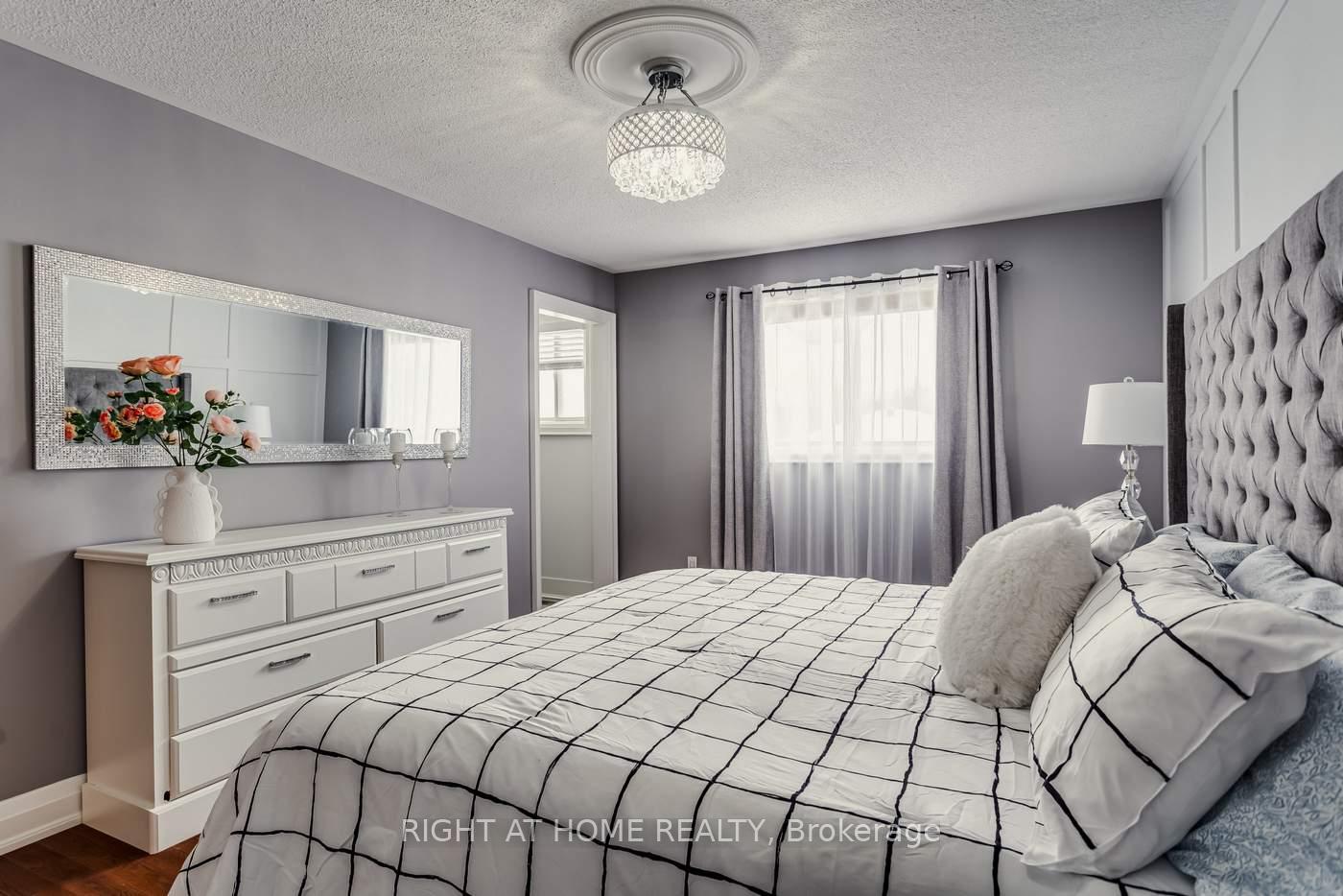 Photo 23 of 15 Horsfield Drive, Barrie, Northwest — HOMEH