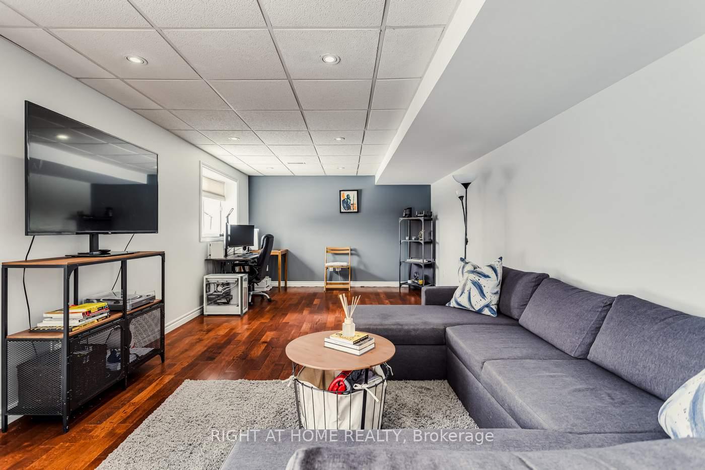 Photo 36 of 15 Horsfield Drive, Barrie, Northwest — HOMEH