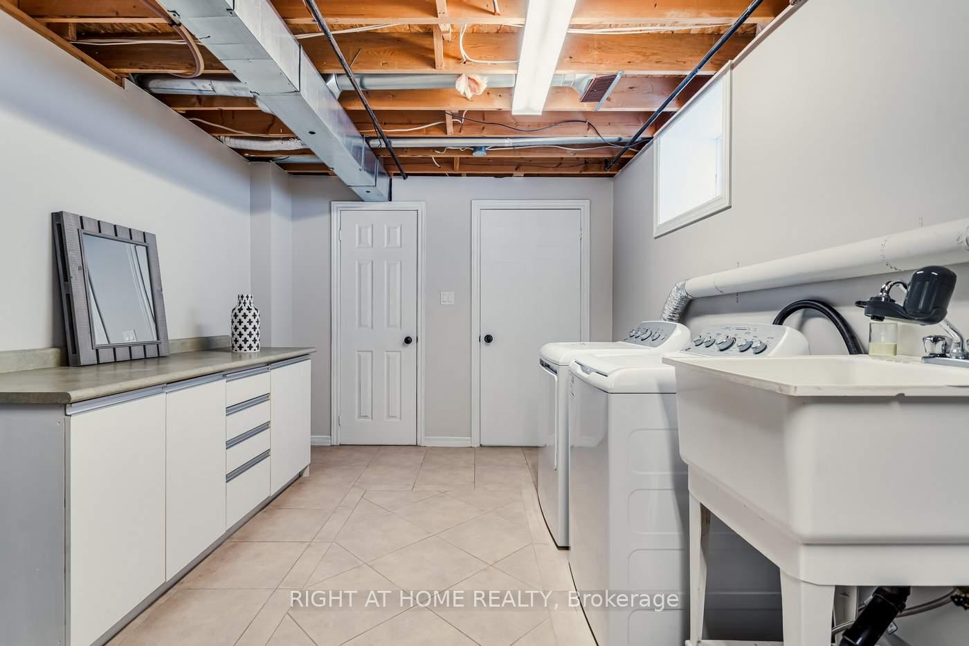 Photo 44 of 15 Horsfield Drive, Barrie, Northwest — HOMEH