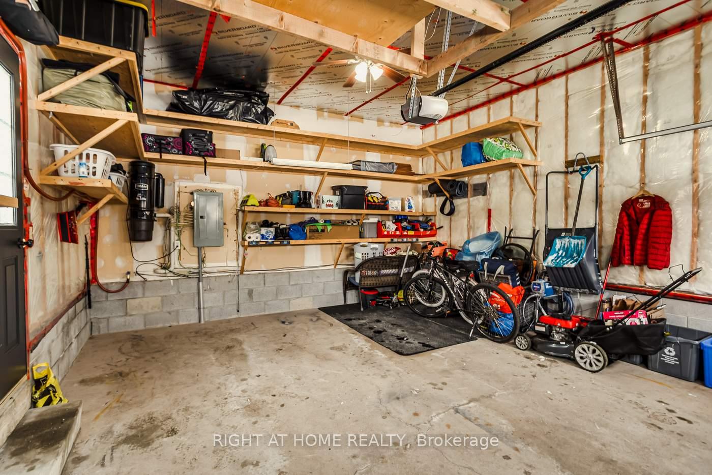 Photo 49 of 15 Horsfield Drive, Barrie, Northwest — HOMEH