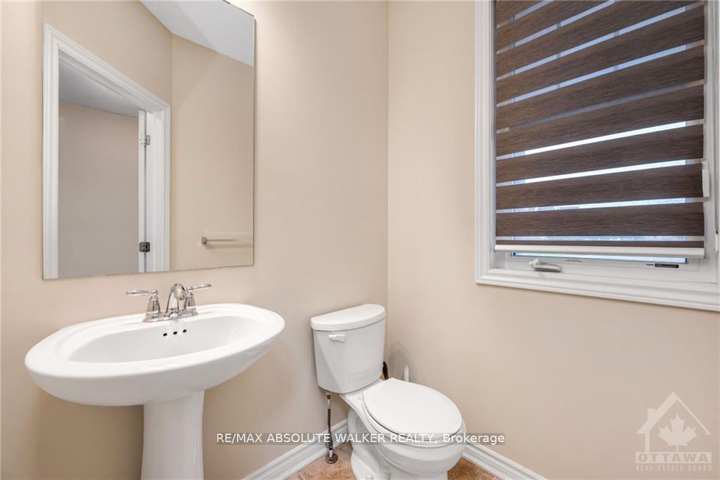 Photo 12 of 626 Dundonald Drive, Ottawa, Barrhaven - Half Moon Bay — HOMEH