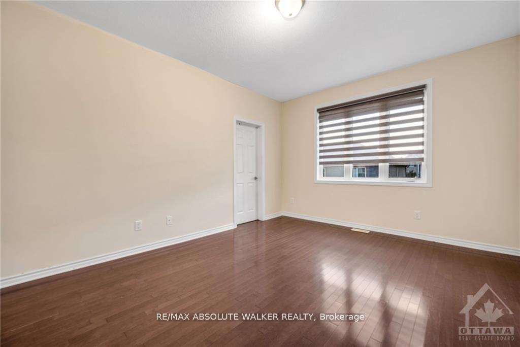 Photo 15 of 626 Dundonald Drive, Ottawa, Barrhaven - Half Moon Bay — HOMEH