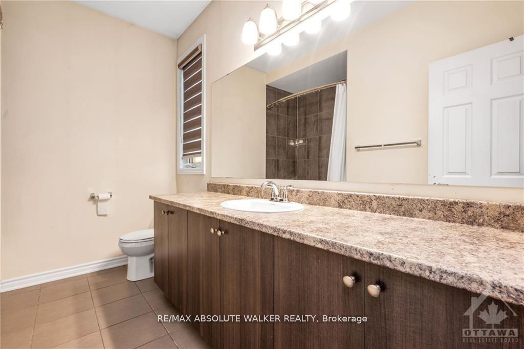 Photo 17 of 626 Dundonald Drive, Ottawa, Barrhaven - Half Moon Bay — HOMEH