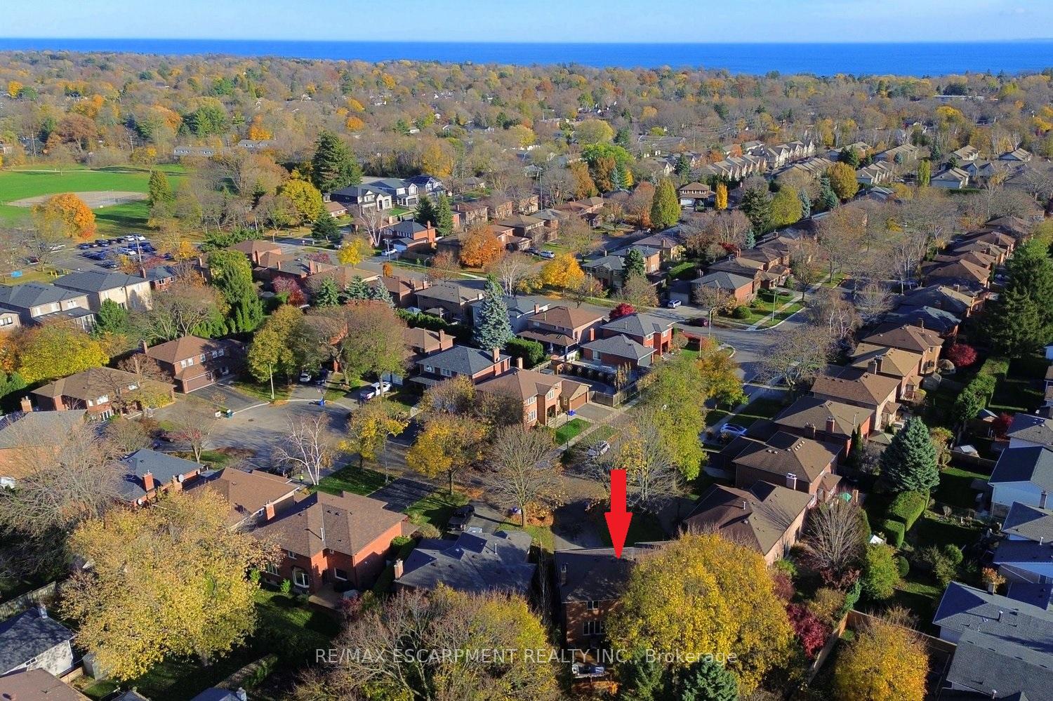 Photo 31 of 570 Harmony Avenue, Burlington, Roseland — HOMEH