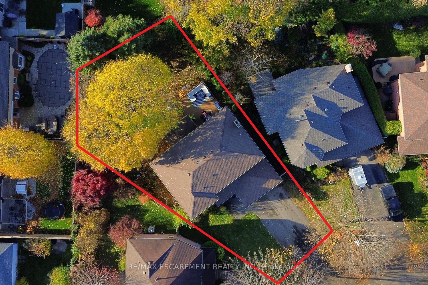 Photo 33 of 570 Harmony Avenue, Burlington, Roseland — HOMEH