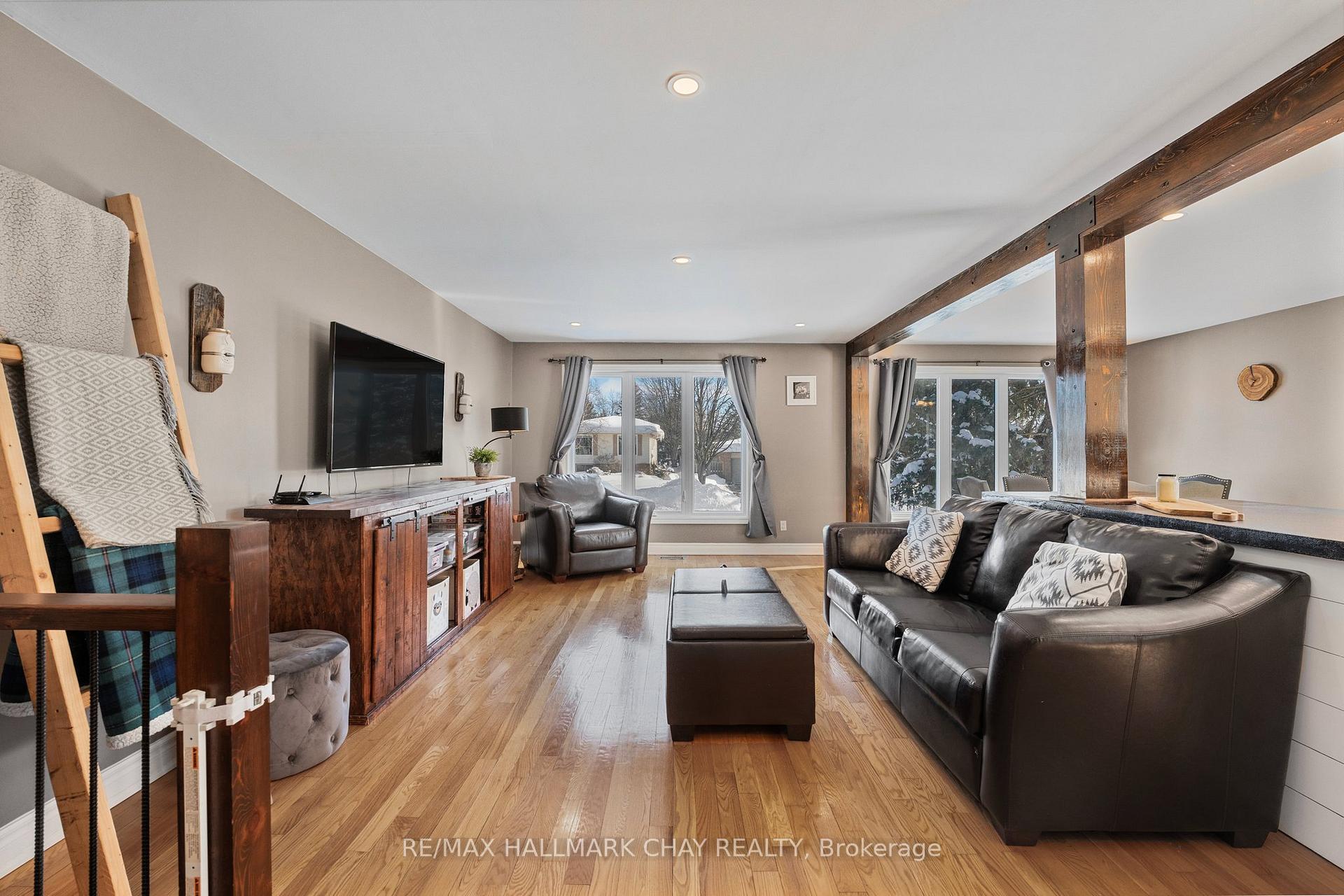 Photo 9 of 316 Pine Drive, Barrie, Bayshore — HOMEH