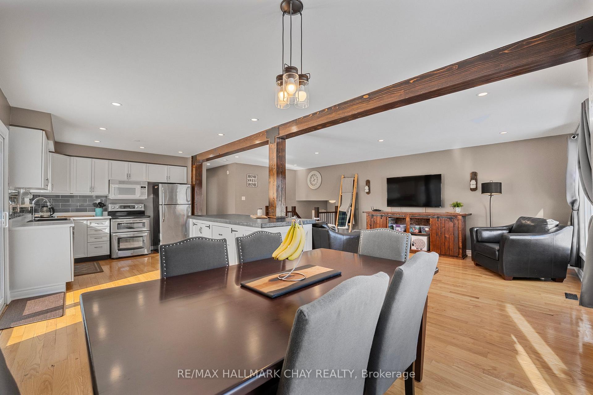 Photo 18 of 316 Pine Drive, Barrie, Bayshore — HOMEH