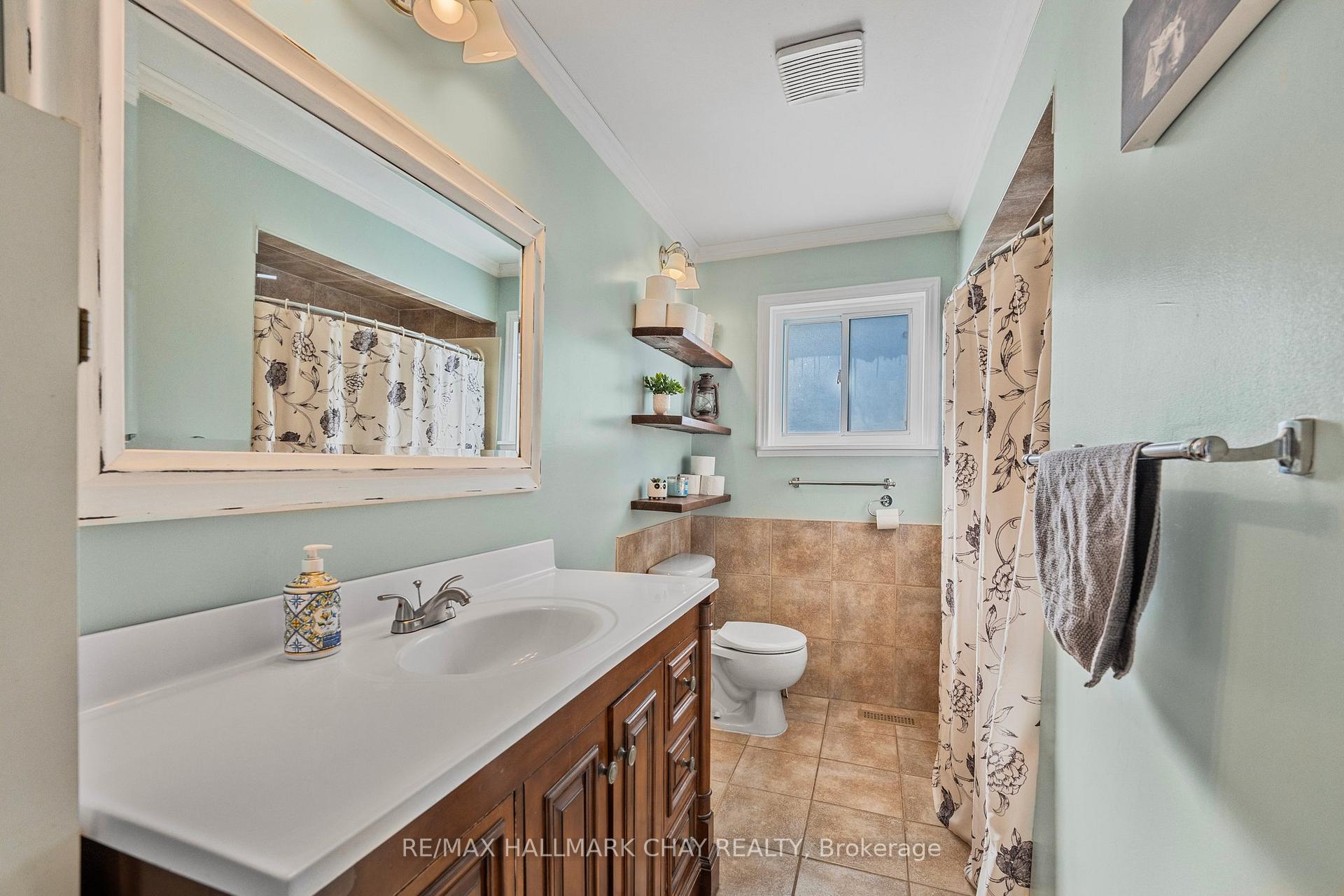 Photo 25 of 316 Pine Drive, Barrie, Bayshore — HOMEH
