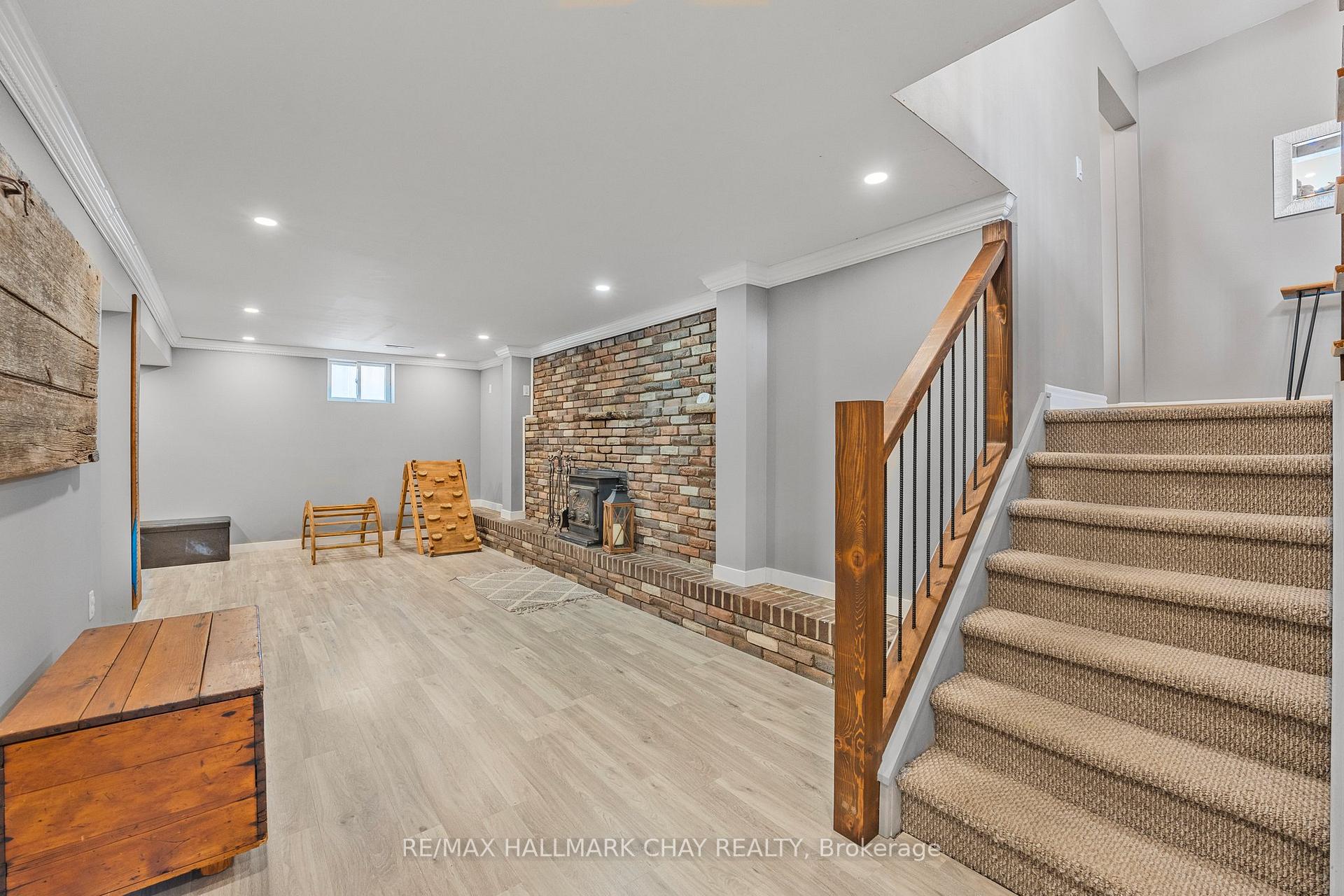 Photo 26 of 316 Pine Drive, Barrie, Bayshore — HOMEH