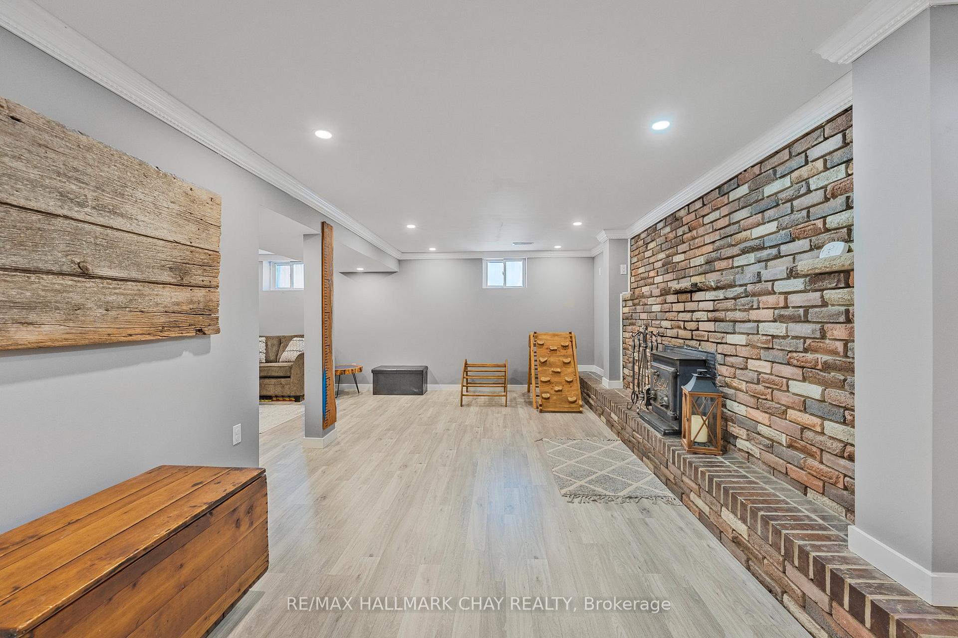 Photo 27 of 316 Pine Drive, Barrie, Bayshore — HOMEH