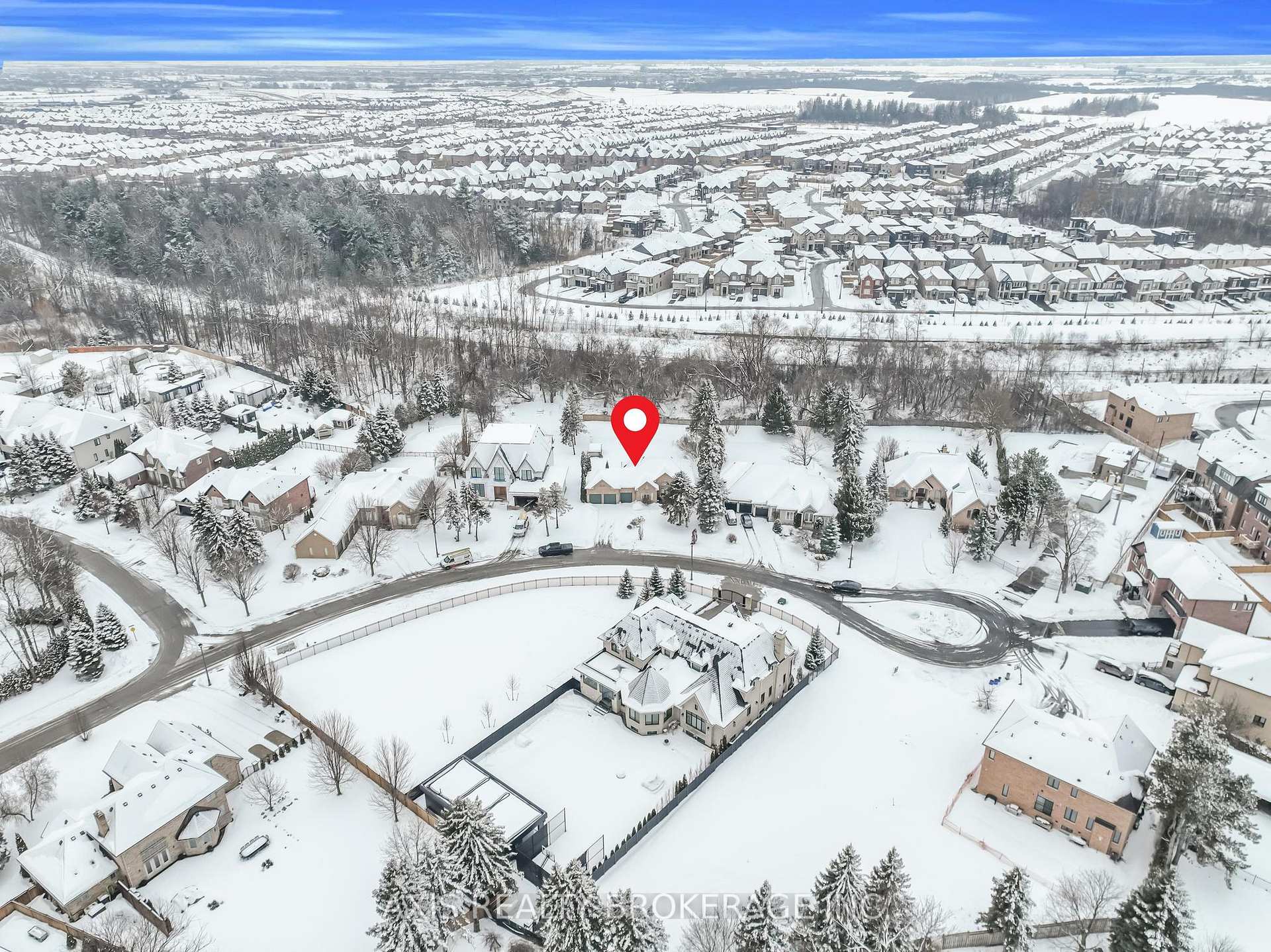 Photo 3 of 67 Whisper Lane, Vaughan, Kleinburg — HOMEH