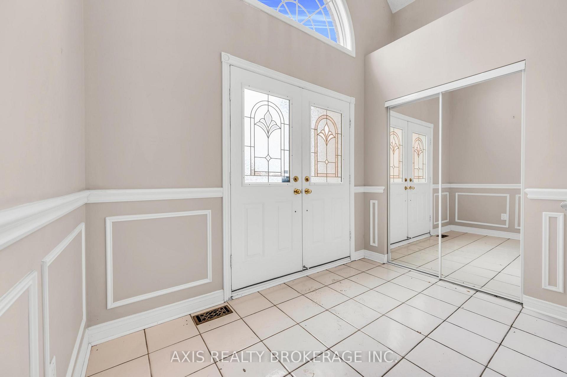 Photo 7 of 67 Whisper Lane, Vaughan, Kleinburg — HOMEH