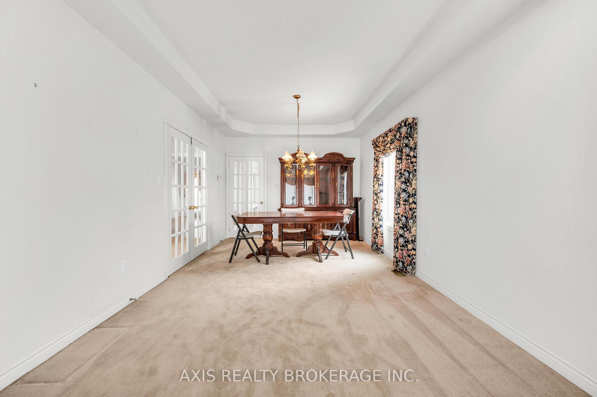 Photo 11 of 67 Whisper Lane, Vaughan, Kleinburg — HOMEH