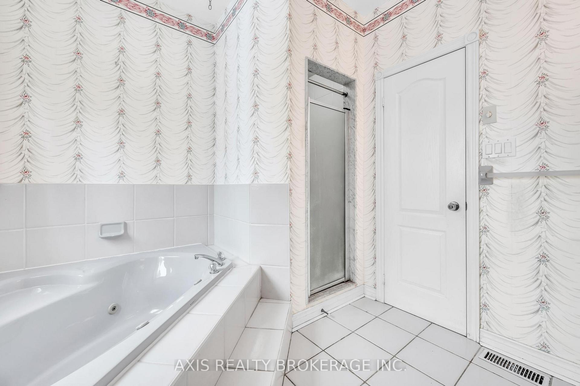 Photo 30 of 67 Whisper Lane, Vaughan, Kleinburg — HOMEH