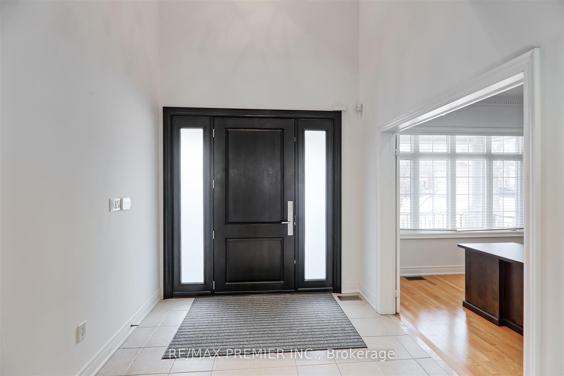 Photo 4 of 50 Basilica Drive, Vaughan, Vellore Village — HOMEH