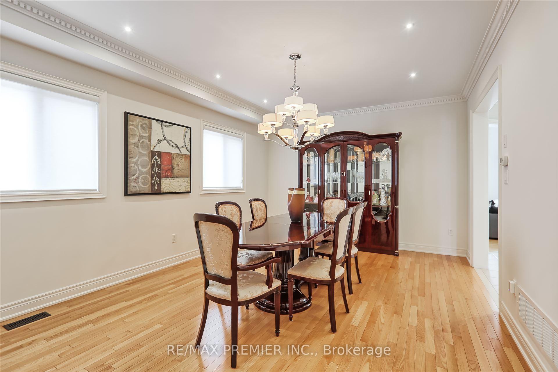 Photo 8 of 50 Basilica Drive, Vaughan, Vellore Village — HOMEH