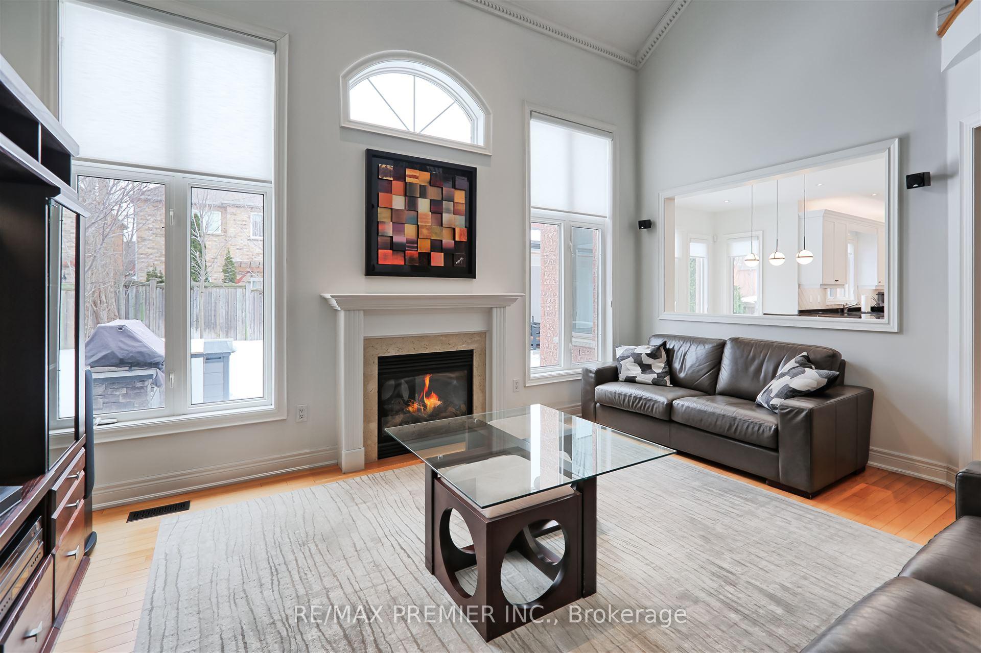 Photo 15 of 50 Basilica Drive, Vaughan, Vellore Village — HOMEH