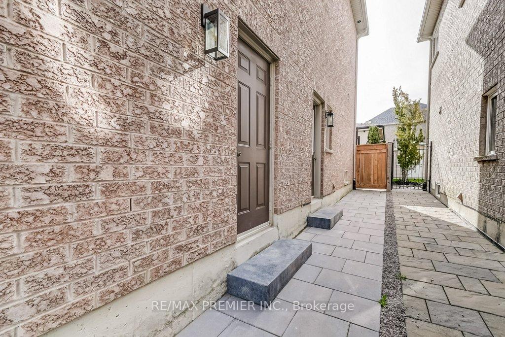Photo 31 of 50 Basilica Drive, Vaughan, Vellore Village — HOMEH