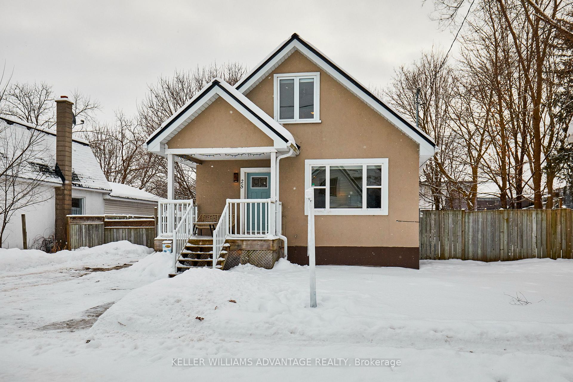 Photo 1 of 25 Henry Street, Barrie, Queen's Park — HOMEH