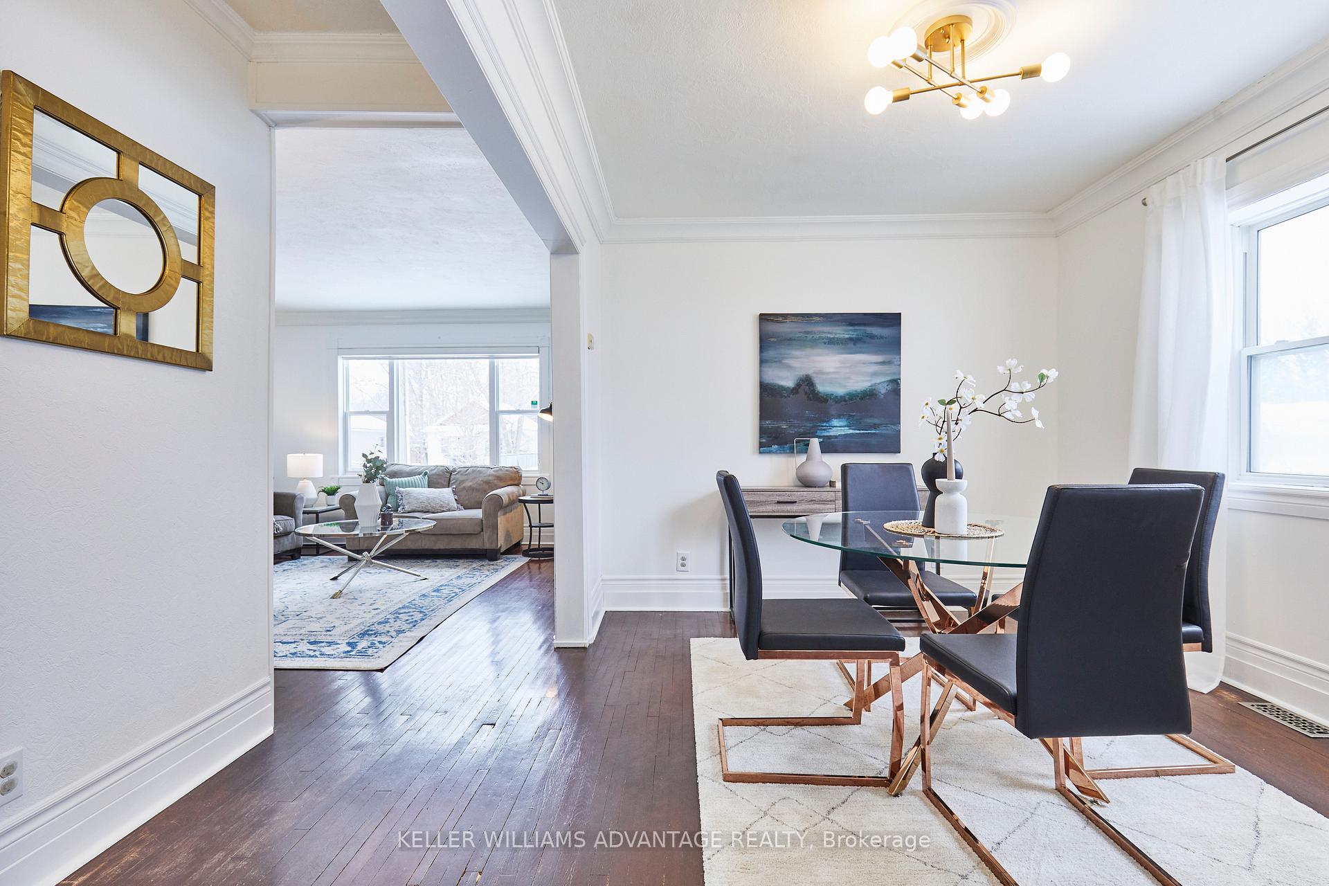 Photo 6 of 25 Henry Street, Barrie, Queen's Park — HOMEH