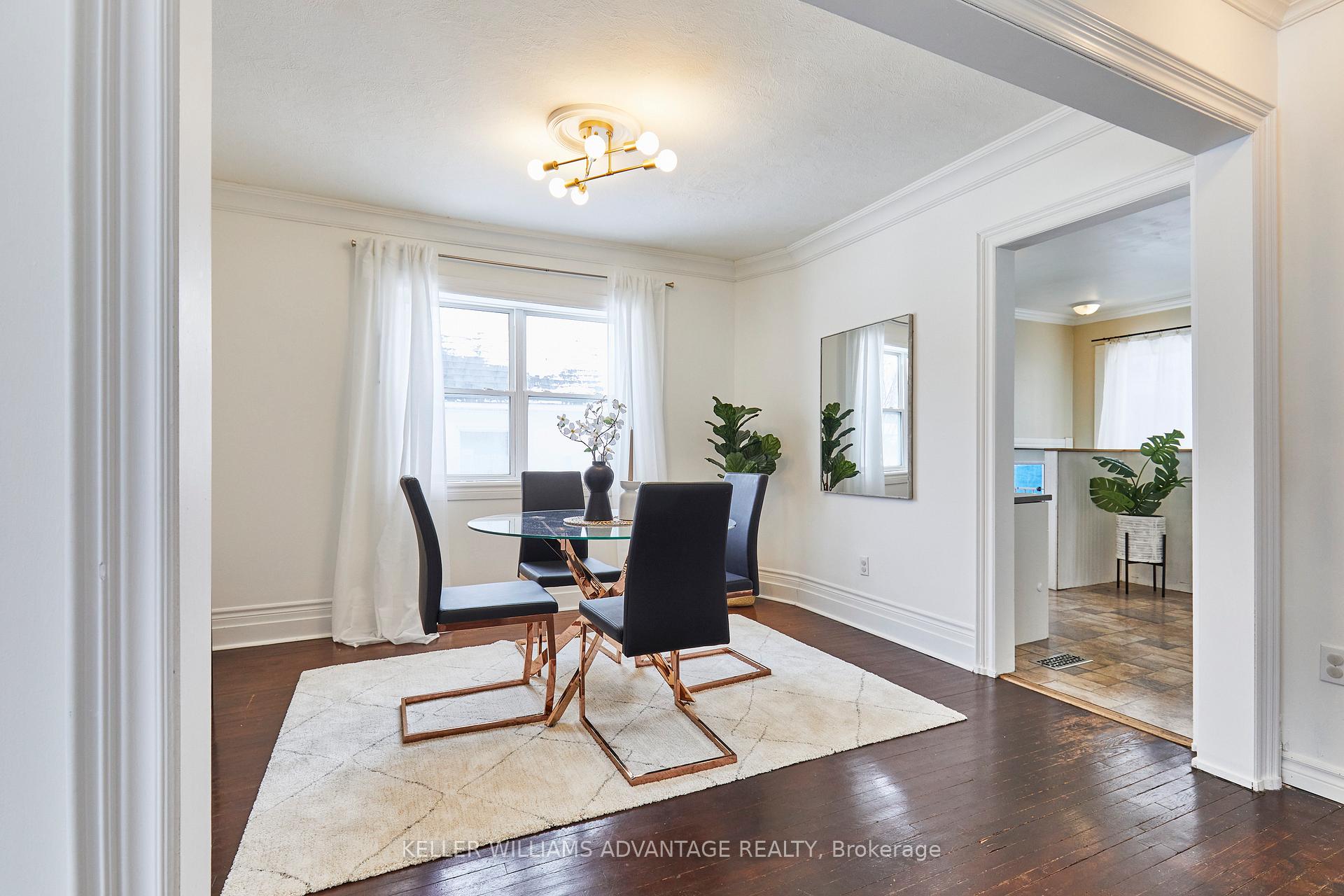 Photo 7 of 25 Henry Street, Barrie, Queen's Park — HOMEH