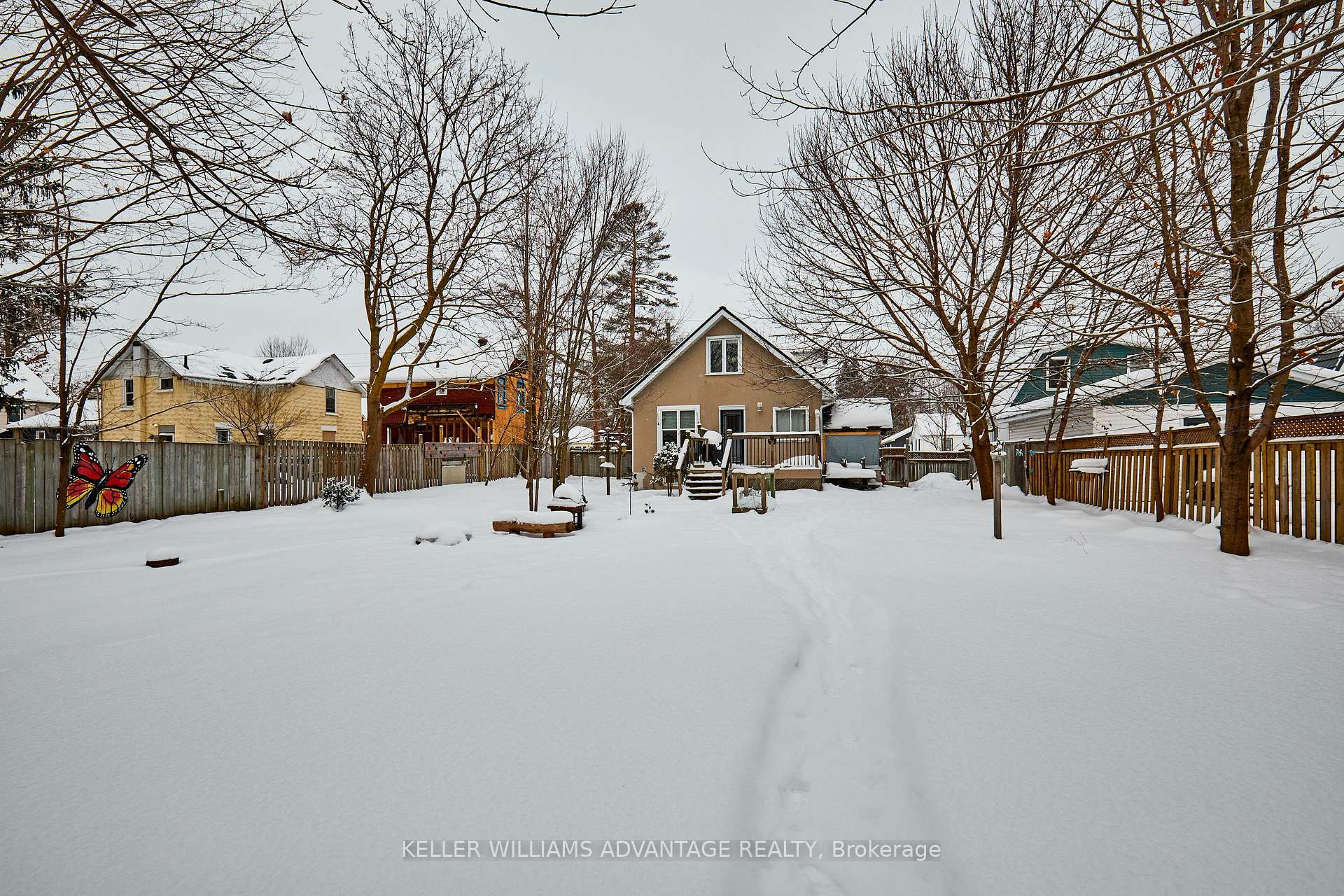 Photo 30 of 25 Henry Street, Barrie, Queen's Park — HOMEH