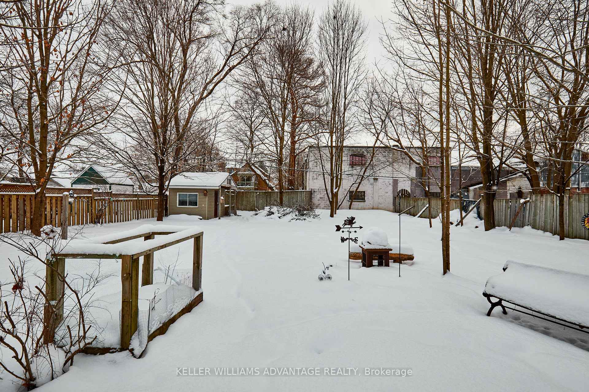 Photo 31 of 25 Henry Street, Barrie, Queen's Park — HOMEH