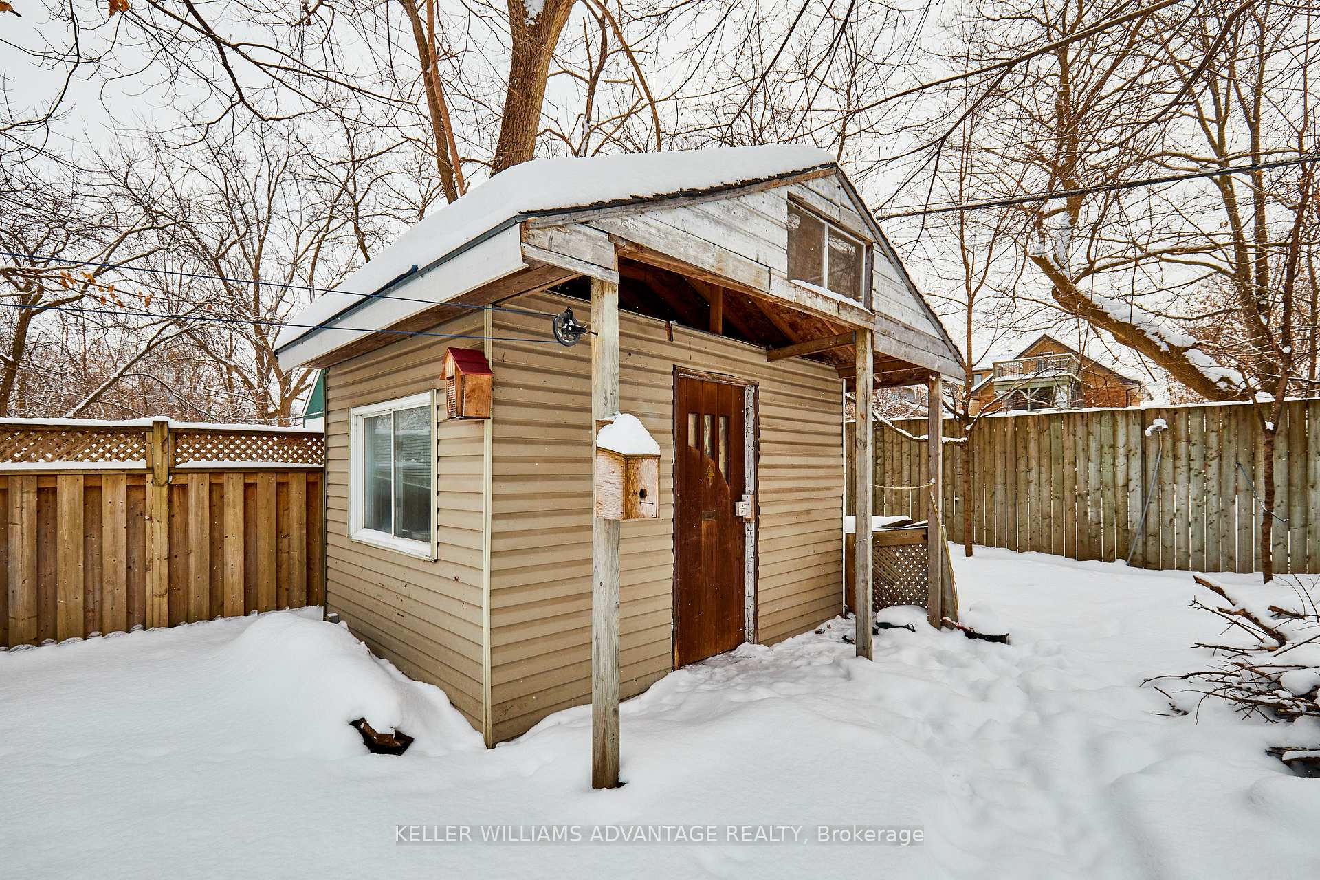 Photo 33 of 25 Henry Street, Barrie, Queen's Park — HOMEH