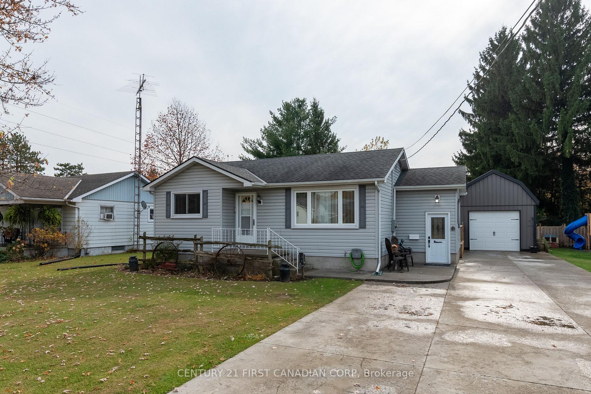 Front of 55867 Third Street