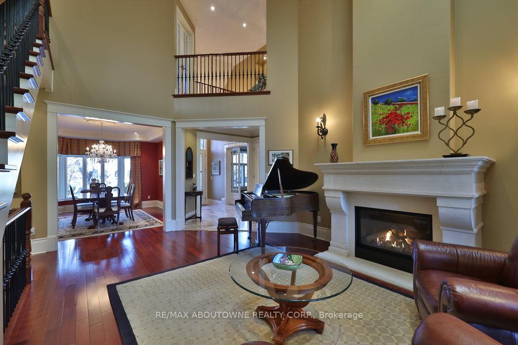 Photo 8 of 4318 Lakeshore Road, Burlington, Shoreacres — HOMEH