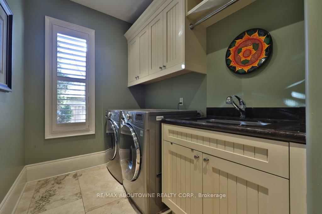 Photo 16 of 4318 Lakeshore Road, Burlington, Shoreacres — HOMEH