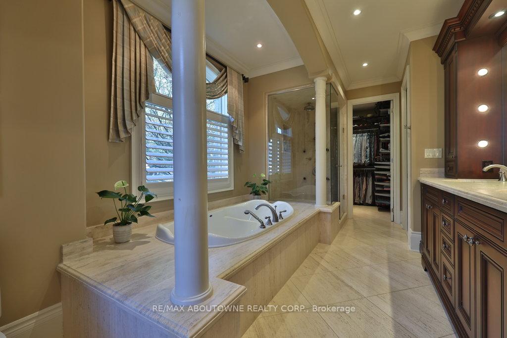 Photo 20 of 4318 Lakeshore Road, Burlington, Shoreacres — HOMEH