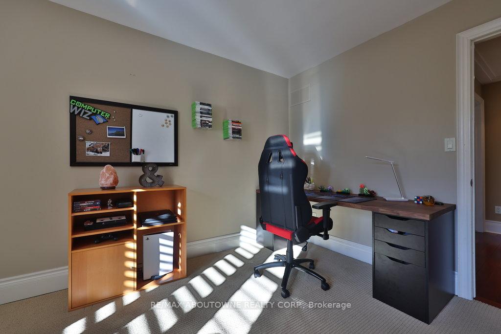 Photo 26 of 4318 Lakeshore Road, Burlington, Shoreacres — HOMEH