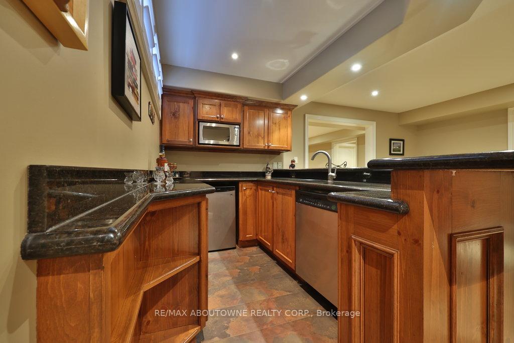 Photo 34 of 4318 Lakeshore Road, Burlington, Shoreacres — HOMEH