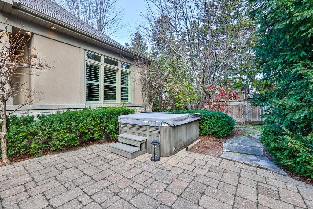 Photo 37 of 4318 Lakeshore Road, Burlington, Shoreacres — HOMEH