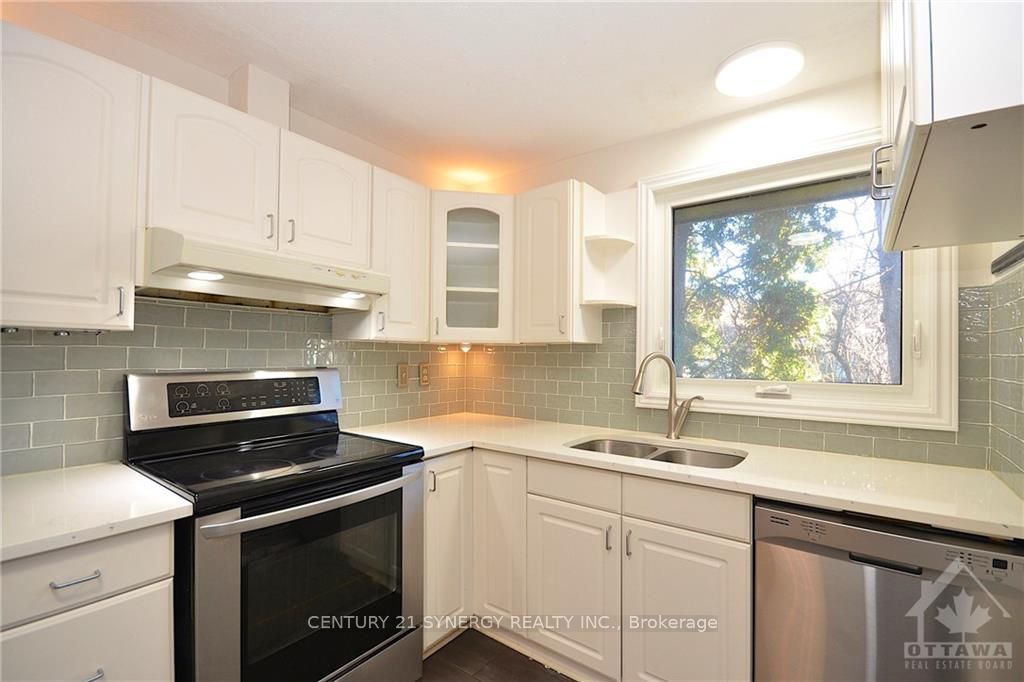 Photo 5 of 58 Tedwyn Drive, Ottawa, Barrhaven - Pheasant Run — HOMEH